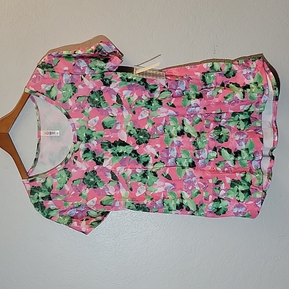 LULAROE Classic T Medium Pink Floral - Picture 1 of 10